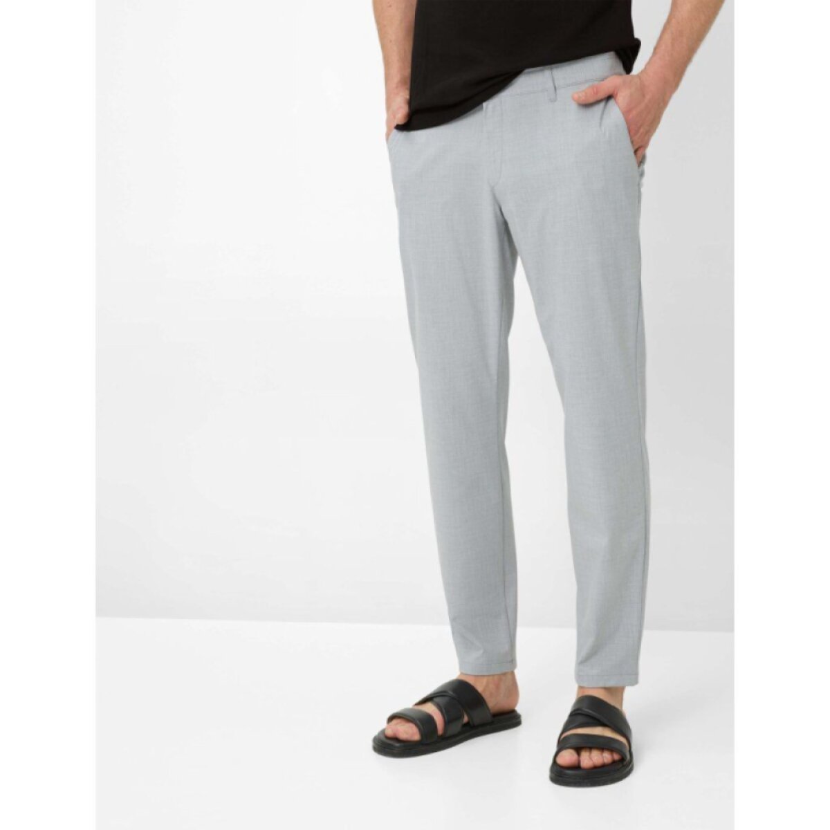 Pánske svetlosivé chino funkčné Performance nohavice BRAX tapered fit