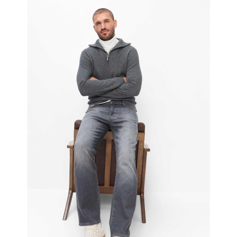 BRAX Clint sivé pánske džínsy – Relaxed Fit, pružný denim