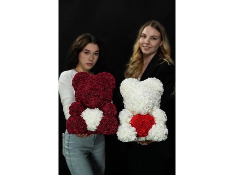Medvídárek BIG Classic medvídek z růží 40cm dárkově balený - bílý s červeným srdcem