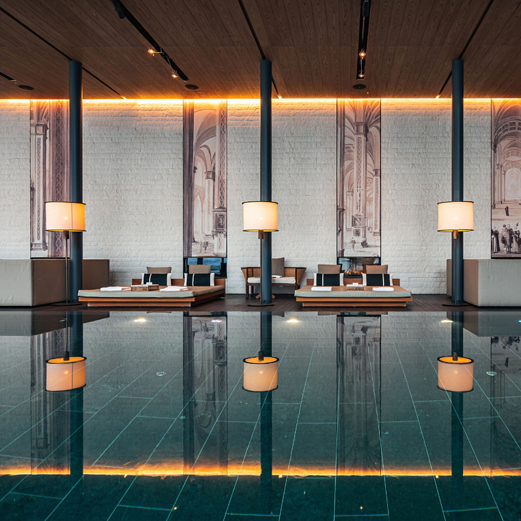 Příběh MCELY BOUQUET