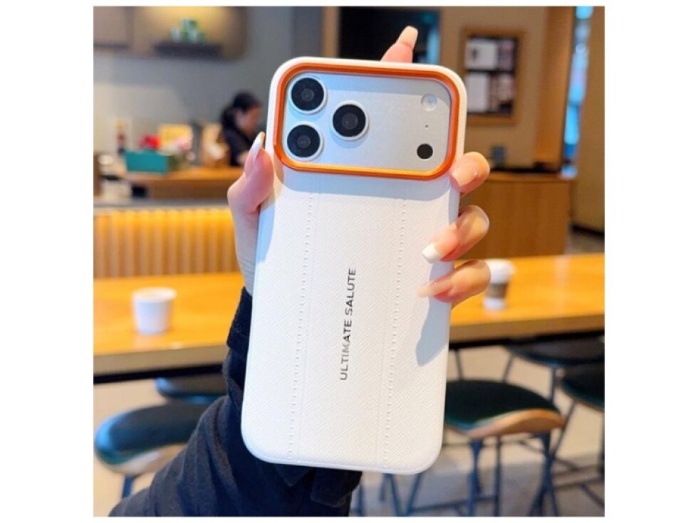 Kryt pre iPhone 17 Pro s kovovým rámikom fotoaparátu a tlačidlami biely