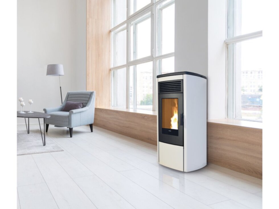 Klover AURA 120s MULTI AIR- kamna na pelety s rozvodem horkého vzduchu