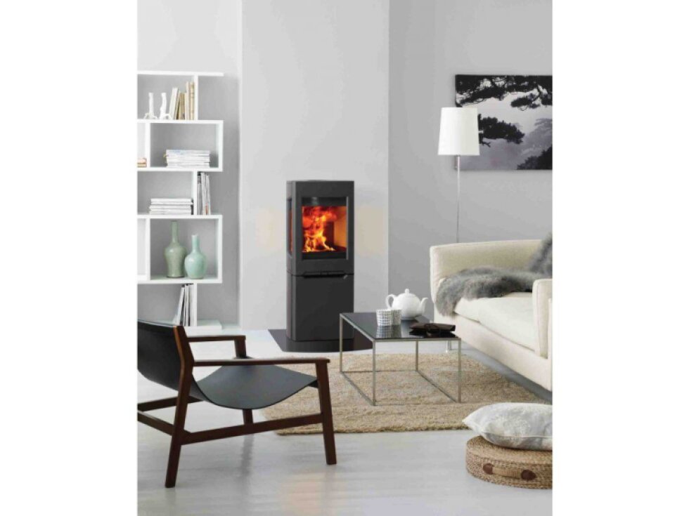 Jotul F 165 CB BP Litinová kamna s bočním prosklením - černý lak