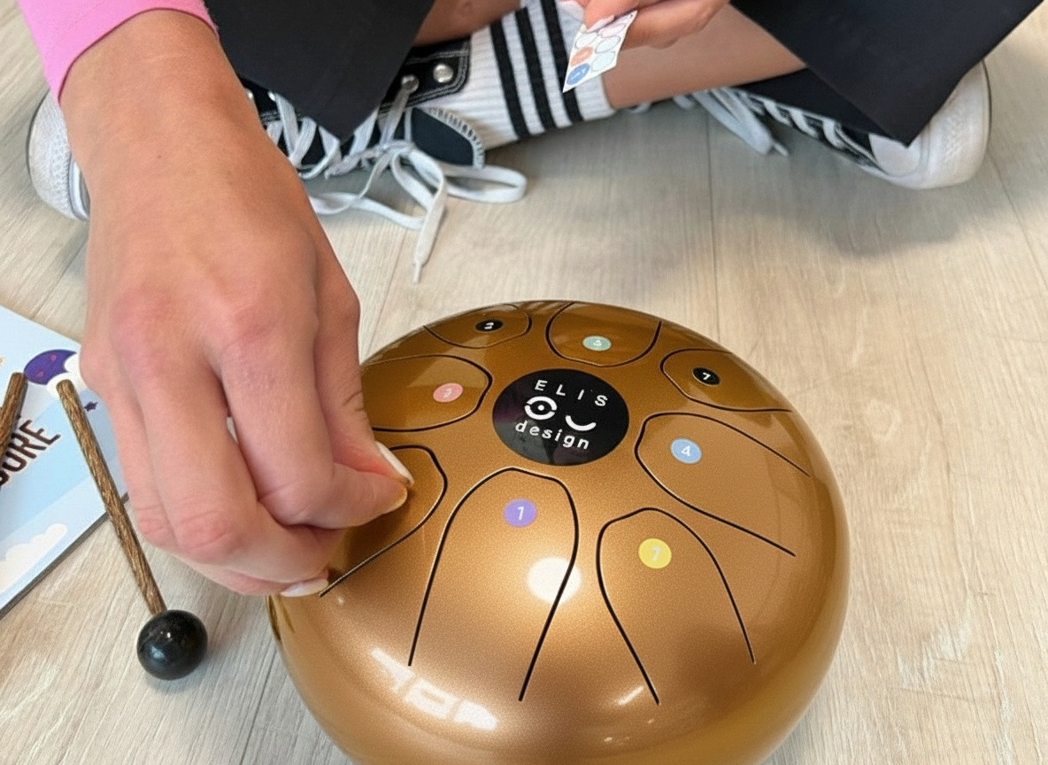 Kovový bubienok Drumboo veľký - zlatý