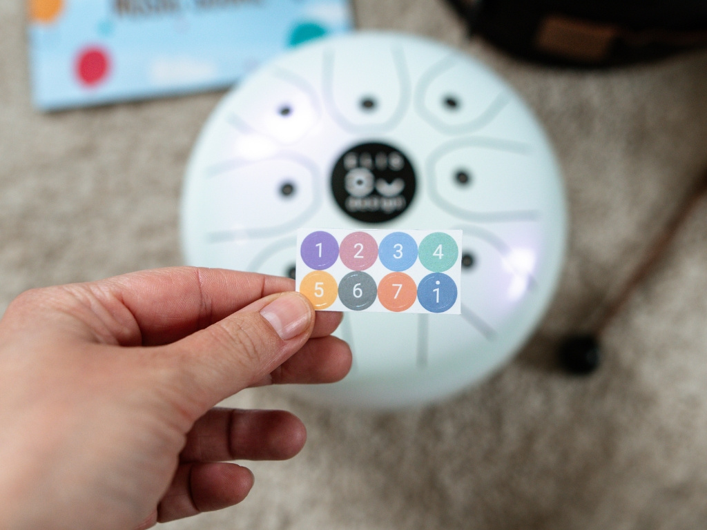 Kovový bubienok Drumboo veľký - biely