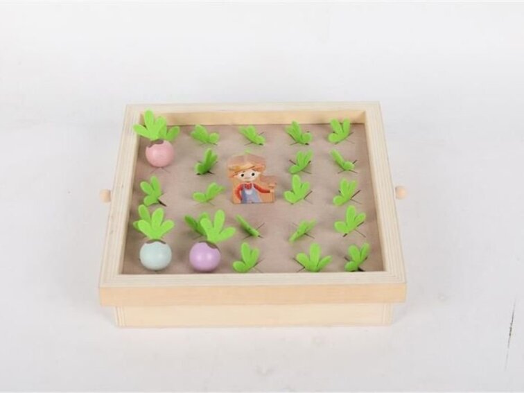 Dřevěná vkládačka Ředkvičky