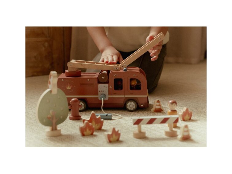 Hasičský náklaďák dřevěný