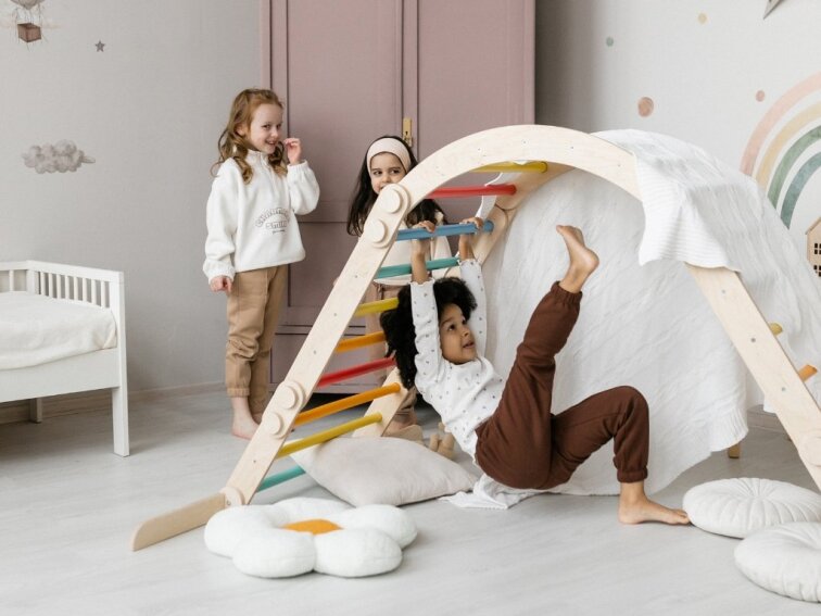 Polohovací prolézačka/žebřiny 2v1 - duha