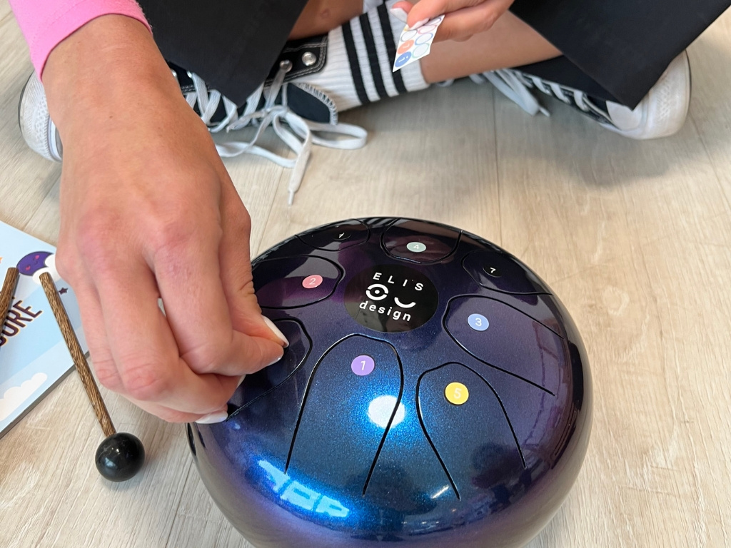 Kovový bubienok Drumboo veľký - modrý