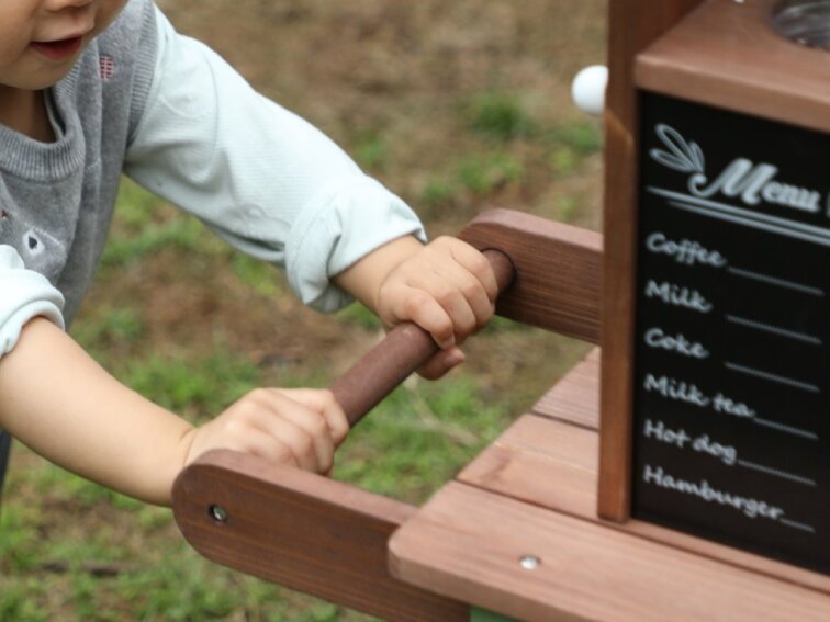 Dětský venkovní prodejní stánek - občerstvení