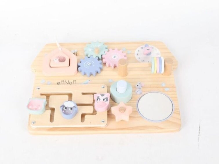 Activity board - Farma s bludištěm