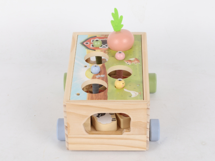 Multifunkční dřevěná pojízdná farma - Zvířátka