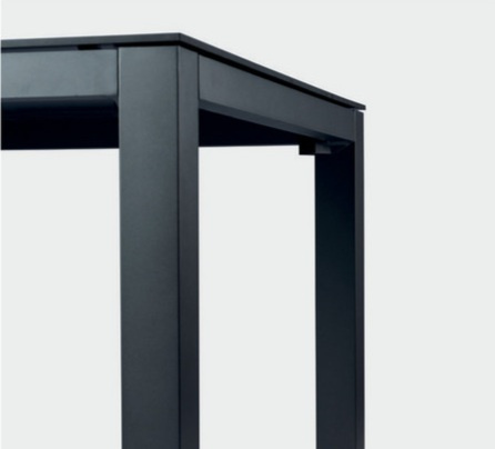 Camel trespa stolík