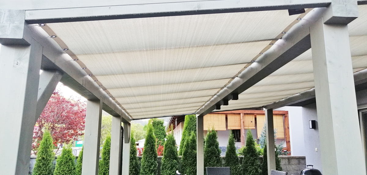 Plachta pod Lexan