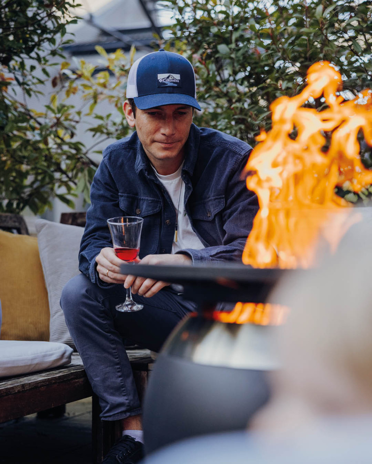 Štýlový BBQ gril a ohnisko MOON v jednom na drevo a peletky