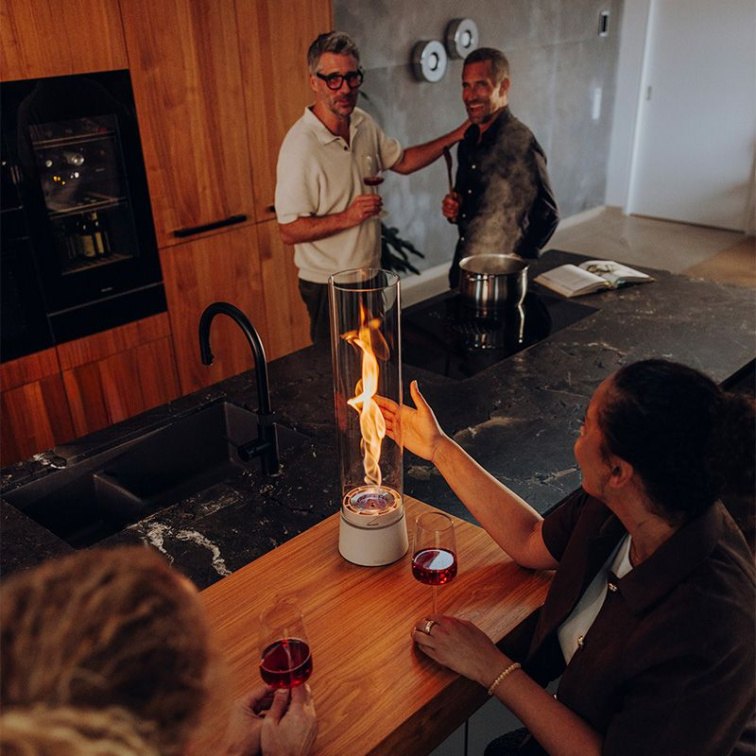 Stolné SPIN AIR Tornádo 900 na tekutý biolieh