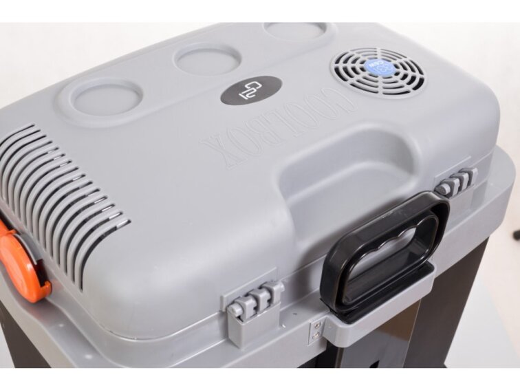 Autochladnička G21 C&W 33 litrov, termoelektrická 12230 V