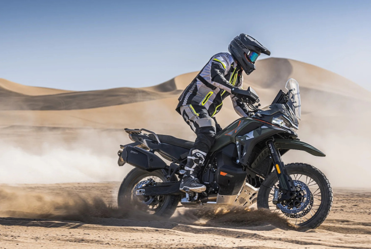 CFMOTO 450MT-R E5+ 