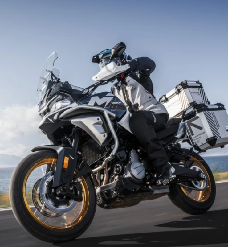 CFMOTO 700MT Adventure E5+