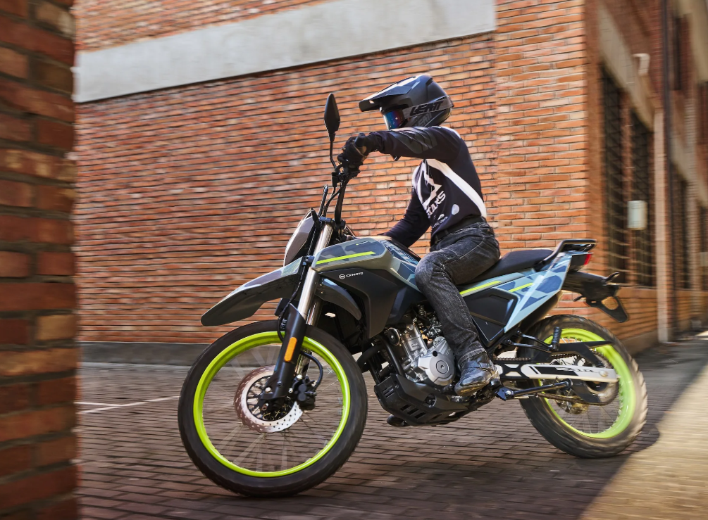 CFMOTO 250 Dual