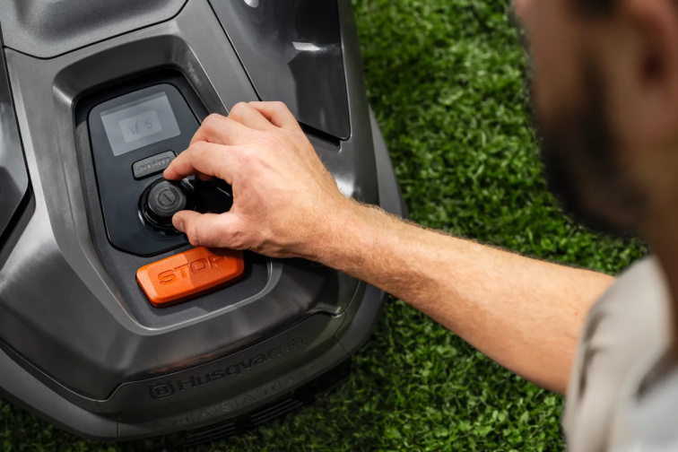 Husqvarna Automower® 405VE NERA