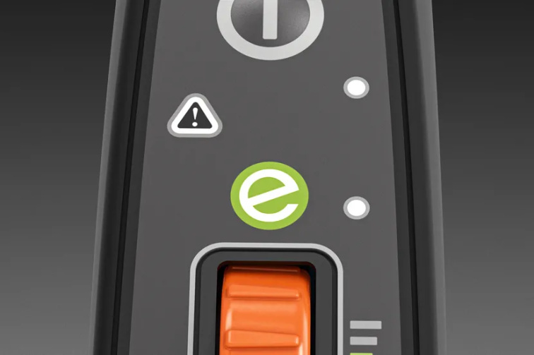 Husqvarna 120iBV s akumulátorem a nabíječkou