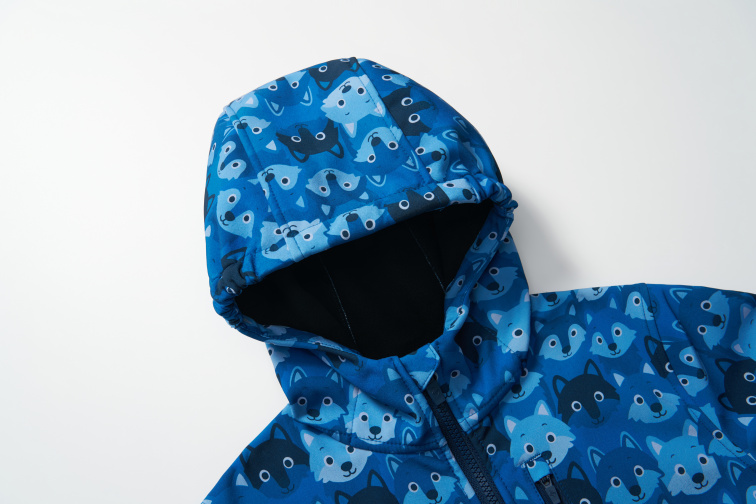 Chlapecká softshellová bunda zateplená fleecem, vlci B2664, modrá