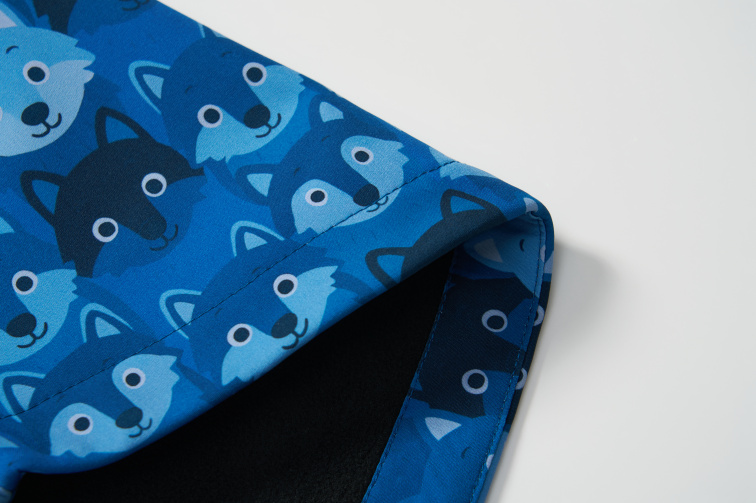 Chlapecká softshellová bunda zateplená fleecem, vlci B2664, modrá