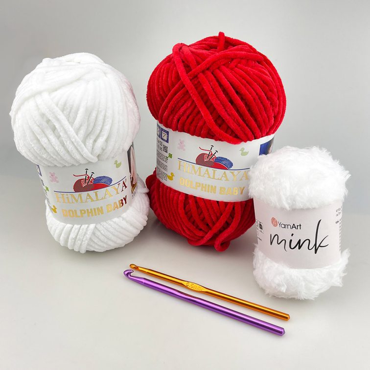 Háčkovaná vánoční punčocha z žinylkové příze