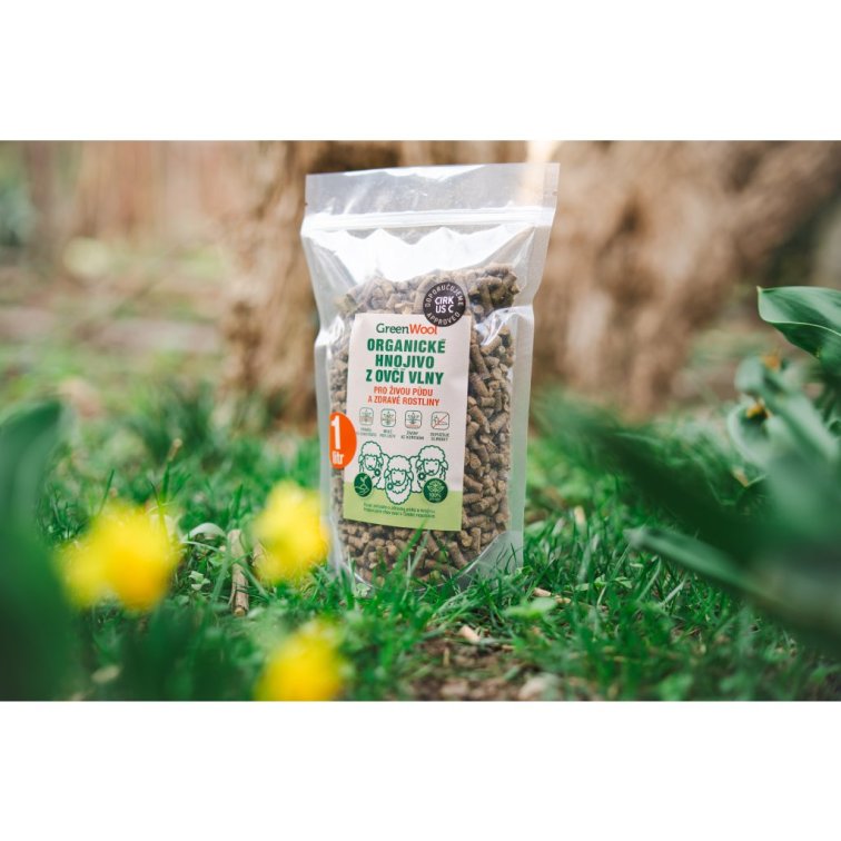 Hnojivo z ovčí vlny - pelety 1 litr