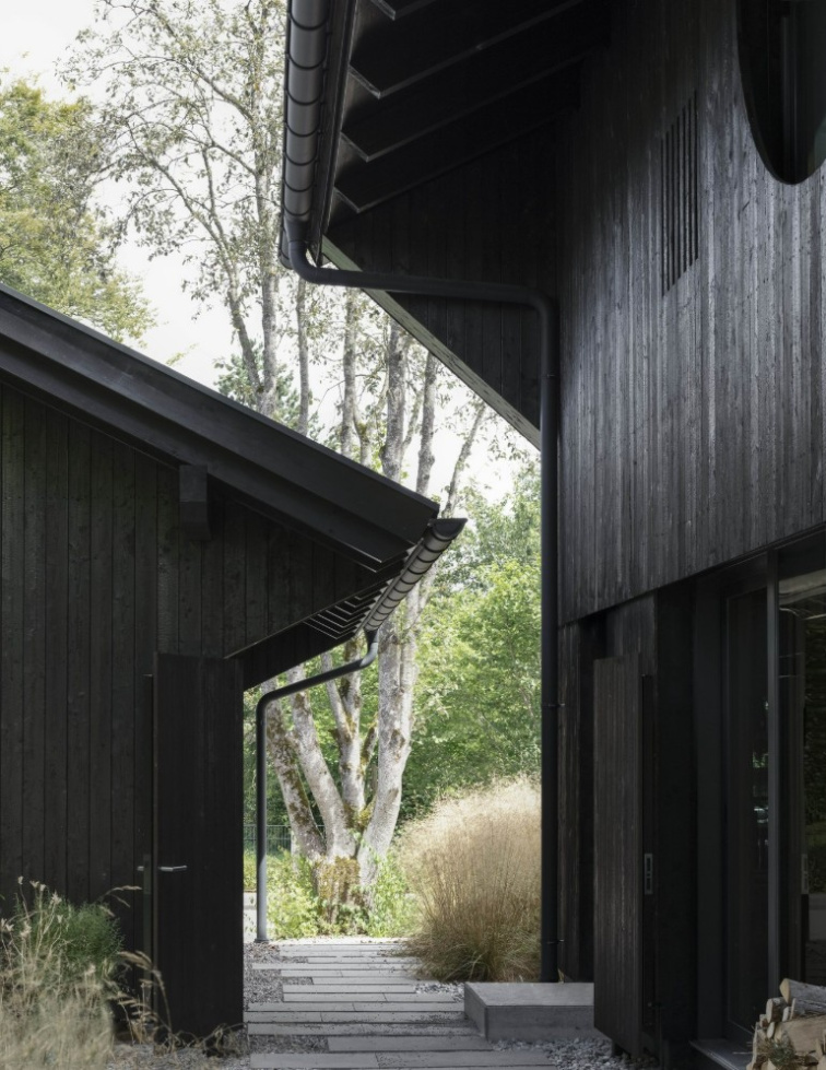 Fasádní deska opálená