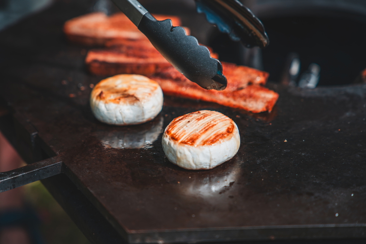 Plát k pyramidovému ohništi o šesti bocích, 80 litrů