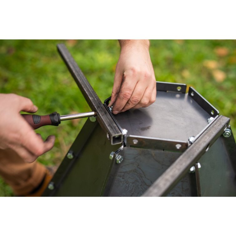 Pyramidové ohniště o šesti bocích, 80 litrů