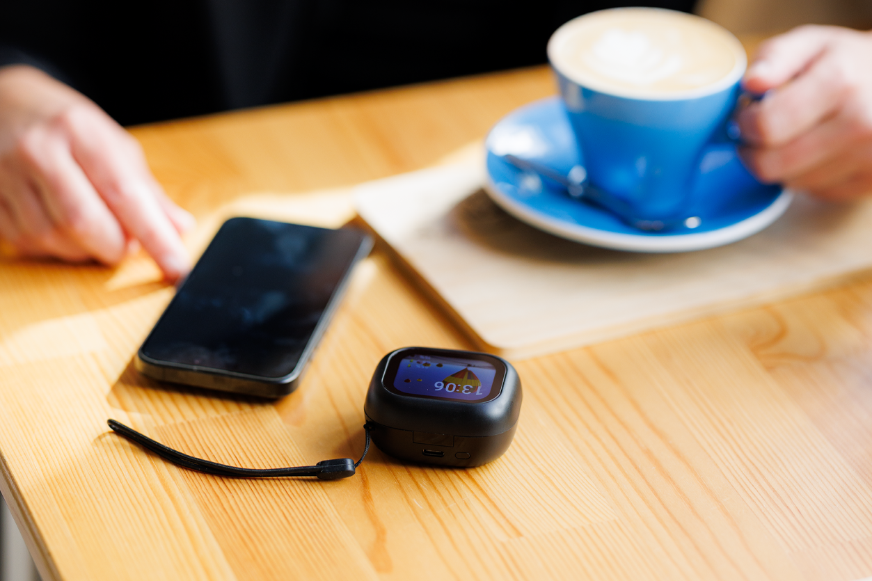 Překladač a TWS sluchátka 2v1 Aligator Pods Translate, černá