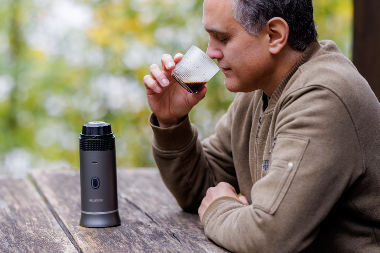 Cestovní nabíjecí kávovar ALIGATOR PortaCaffé 3v1 šedý