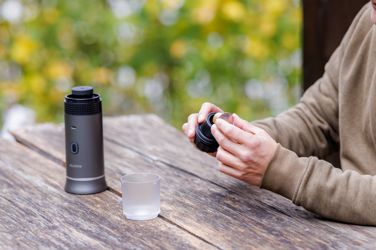 Cestovní nabíjecí kávovar ALIGATOR PortaCaffé 3v1 šedý