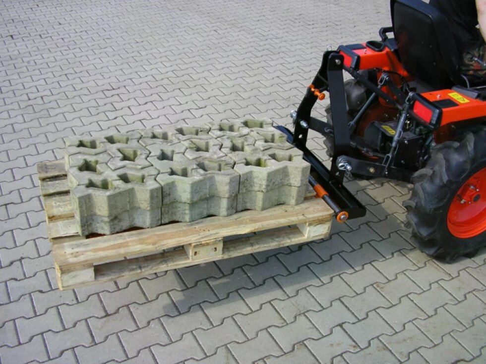 Paletizační vidle pro malotraktor