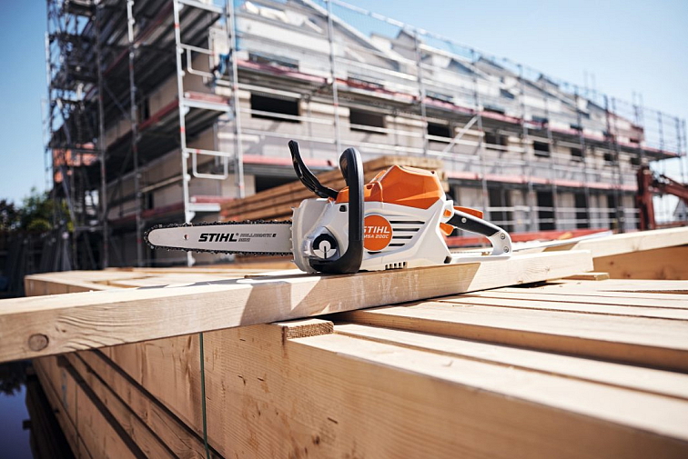 Akumulátorová pila STIHL MSA 200 C-B