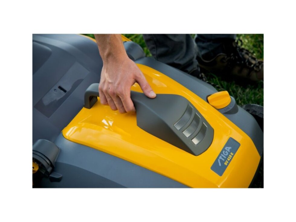 Vertikutátor STIGA SV 415 E