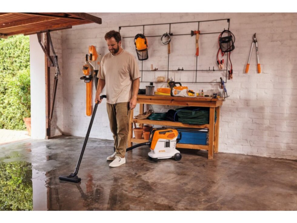 Akumulátorový vysavač STIHL SEA 60