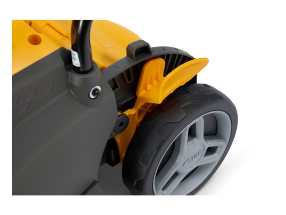 Bateriová sekačka Stiga SLM 536 AE