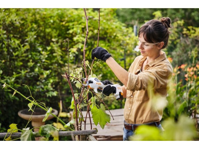 Akumulátorové nůžky Stihl ASA 20
