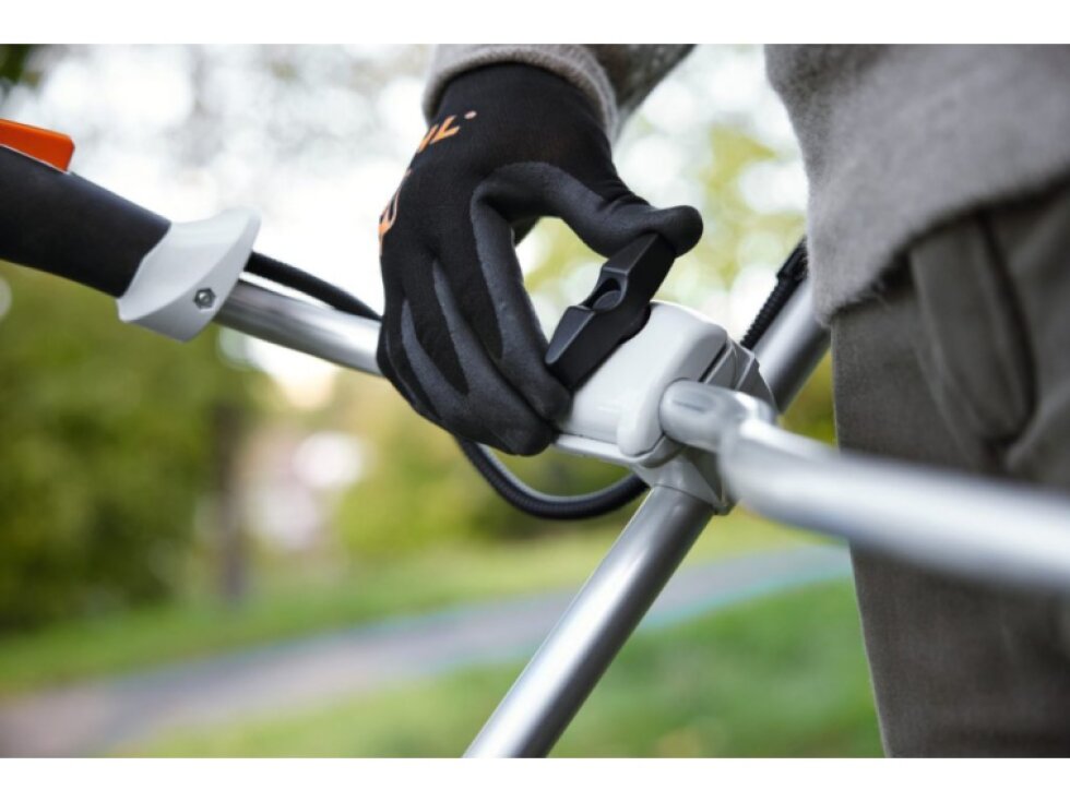 Akumulátorový křoovinořez Stihl FSA 120