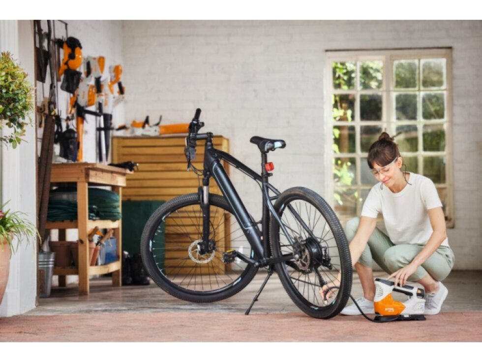 Akumulátorový kompresor Stihl KOA 20