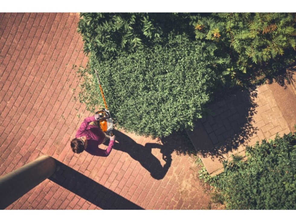 Akumulátorové nůžky HSA 140 R