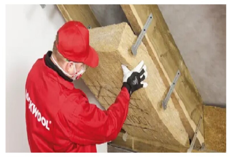 Tepelná izolace ROCKWOOL Rockmin Plus 140 mm (4,27 m²/bal.)