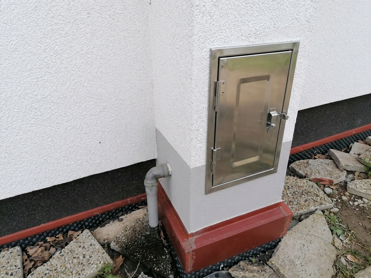 Dvířka komínová 200×360 mm pozinkovaná