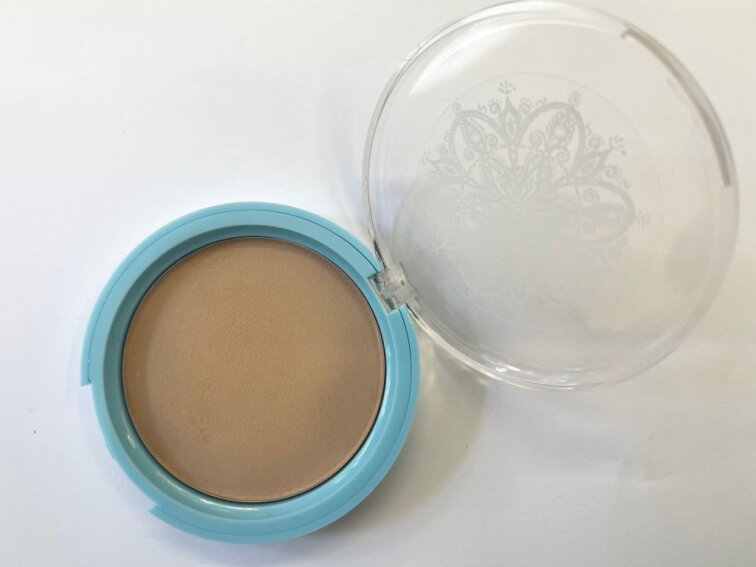 Pudr s kyselinou salicylovou 02 - Soft Beige