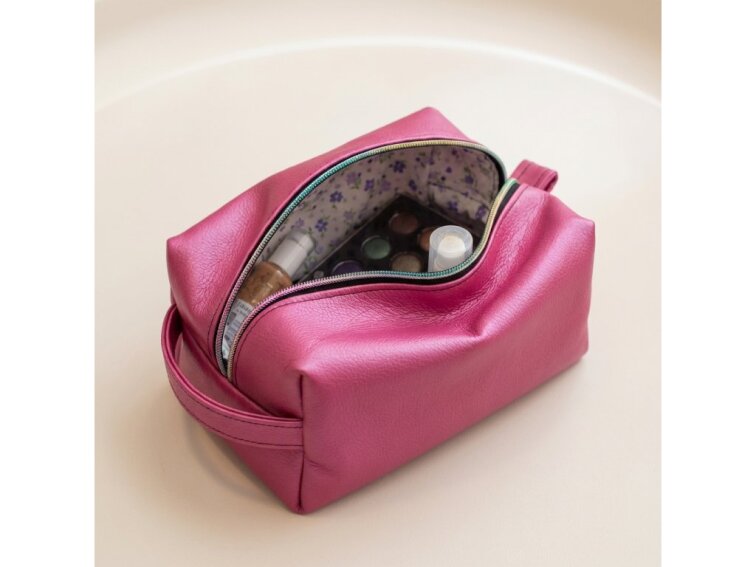 Limitovaná edice: Ručně šitá kosmetická taštička od zakladatelky Schminka.cz Jany Cibulky