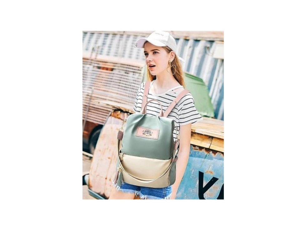 Prostorný Dámský Městský Batoh s Pomponem, Mátová Barva, Syntetický Materiál, 32x31x15 cm